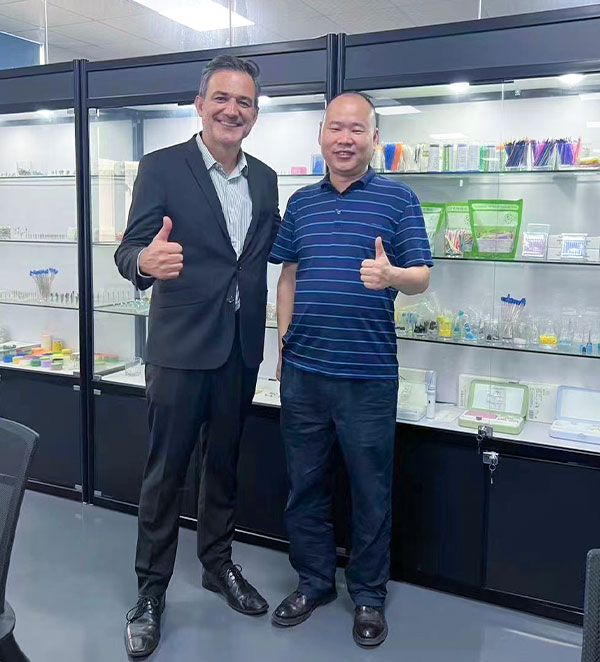 Serviço de Personalização de Brush da Profy Dental